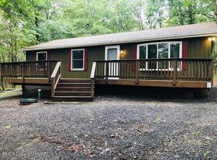 132 Circle Dr, Albrightsville, PA 18210