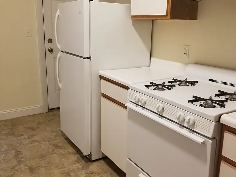 683 Washington St #5 — Photo 11