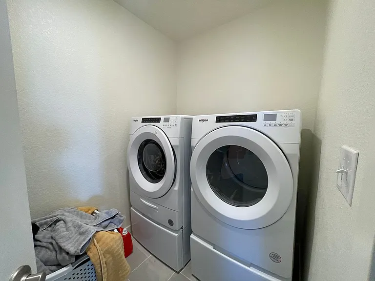 2224 Rosette Ln — Photo 22
