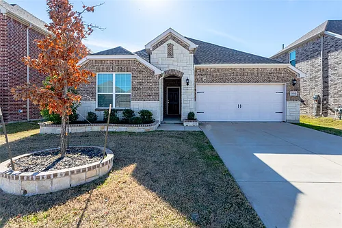 2904 Redbud Ln Photo 1