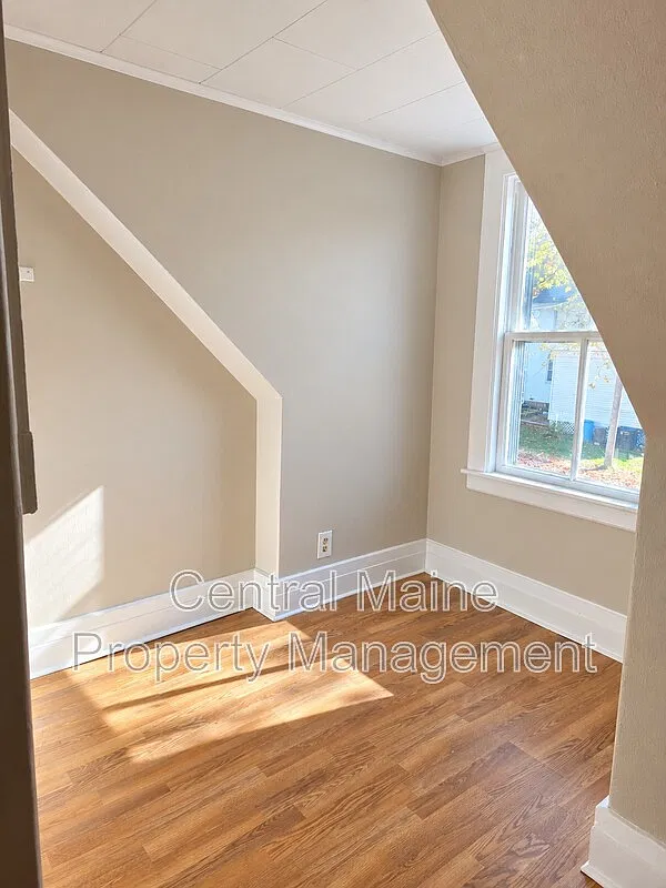 Studio, 1.0 bath, 225 sqft, $700 — Photo 3