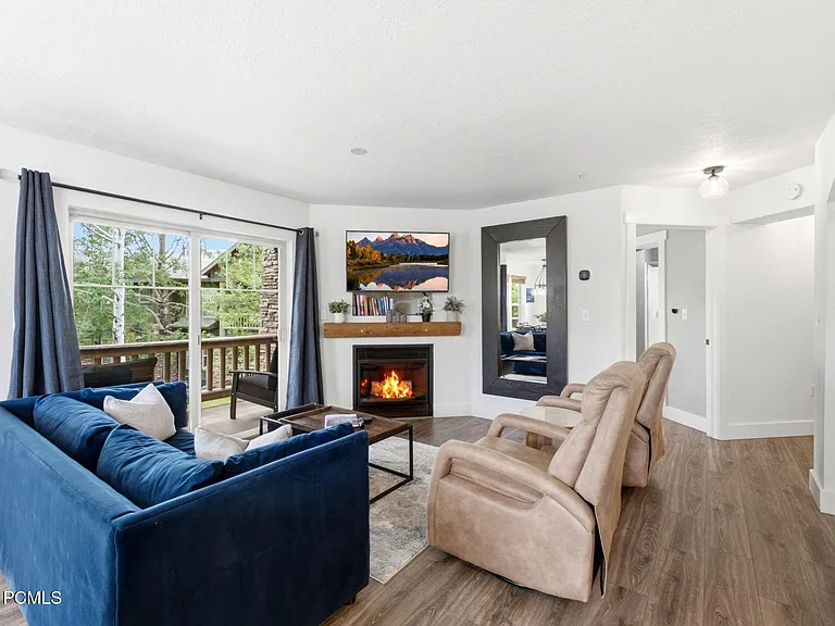 1729 W Fox Bay Dr #J102 — Photo 5