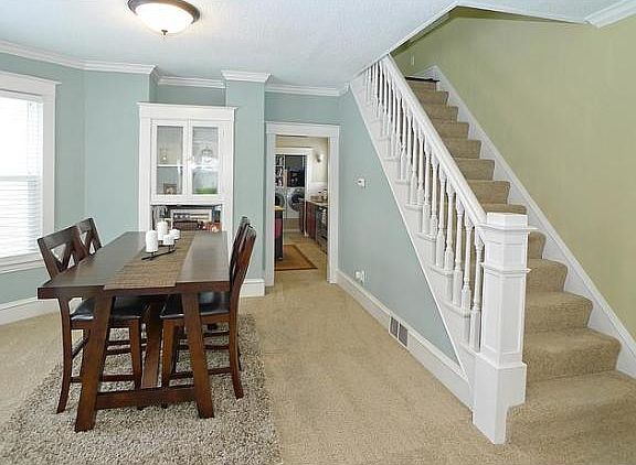 3rd image of 487 Saint Clair Ave