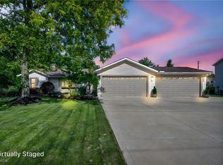 19647 Lytle Rd, North Royalton, OH 44133