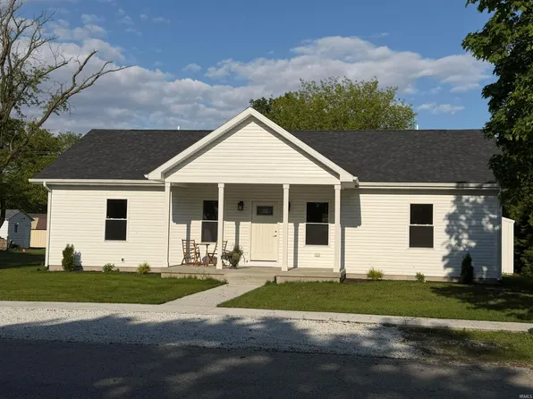 309 S Maine St, Remington, IN 47977
