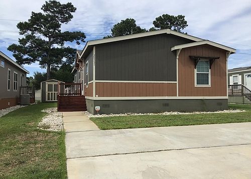 1st image of 20331 Fernbush Dr #1