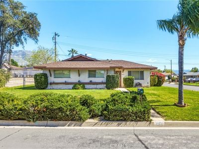 6662 Robinson Rd, Highland, CA, 92346