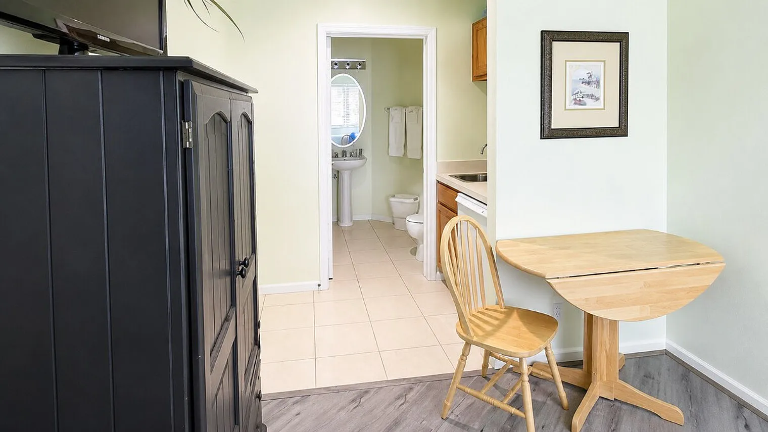 Studio, 1.0 bath, $1,926 — Photo 4