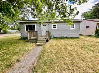 7611 Randy Rd, Machesney Park, IL 61115