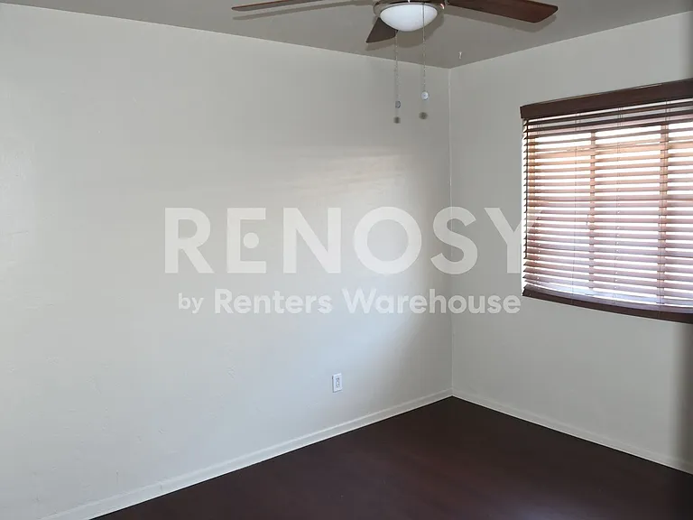 2145 E Osborn Rd — Photo 10