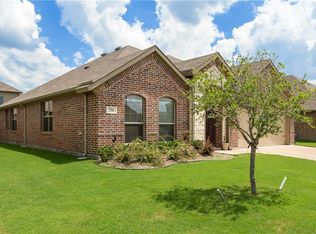 736 Shadow River Dr, Saginaw, TX 76179