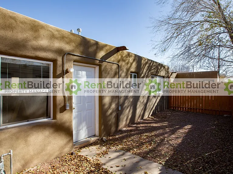 3422 Smith Ave SE — Photo 22