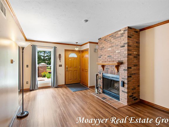 3rd image of 41109 Northwind Dr