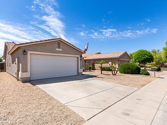 3rd image of 15047 W kings Drive