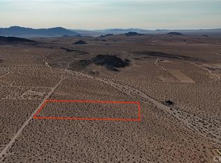 764 Rabbit Springs Rd, Lucerne Valley, CA 92356
