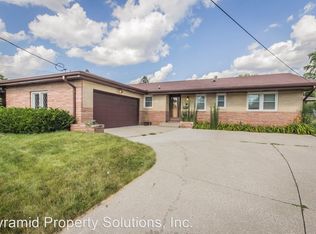 2243 Monterey Dr, Windsor Heights, IA 50324
