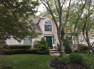 114 Saint Andrews Dr, Egg Harbor Township, NJ 08234