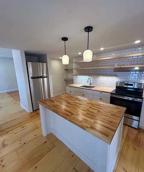 6 Pleasant St #2 — Photo 8