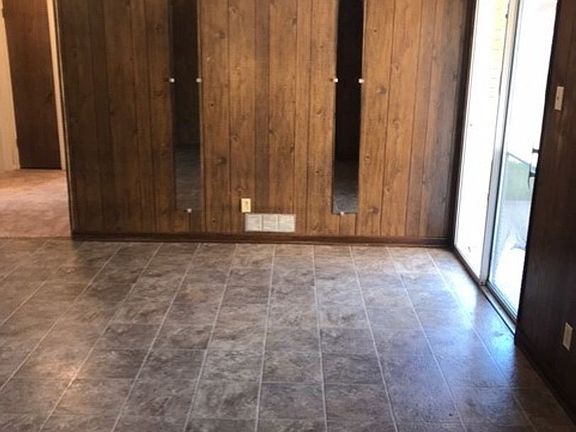 2nd image of 1606 Carrollton Ave