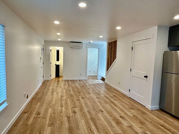 5th image of 11317 35th Ave NE