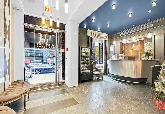 3rd image of 144 E 40th St #203