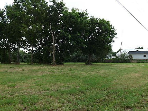2nd image of 112 Highway 146 S
