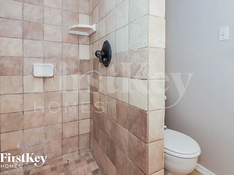2231 Anthony Hay Ln — Photo 12