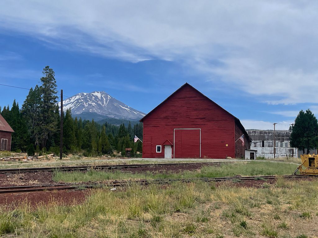 801 Industrial Way - Property Image