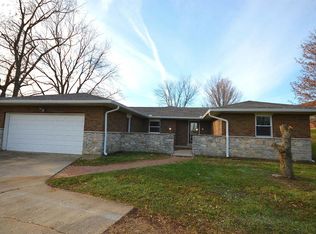 8269 Pleasant Valley Rd, Camden, OH 45311