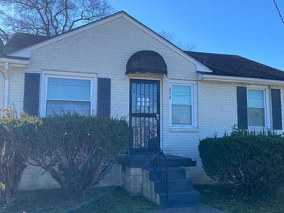 2nd image of 324 E Trinity Ln