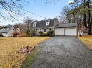 369 Old Enfield Rd, Belchertown, MA 01007