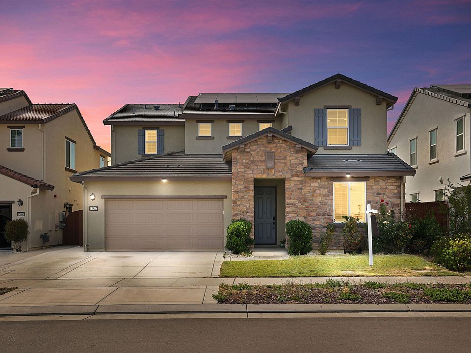 1st image of 15887 Brownstone Ct