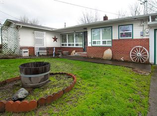 443 E 4th Ave, Riddle, OR 97469