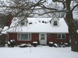 1136 W Gore Rd, Erie, PA 16509