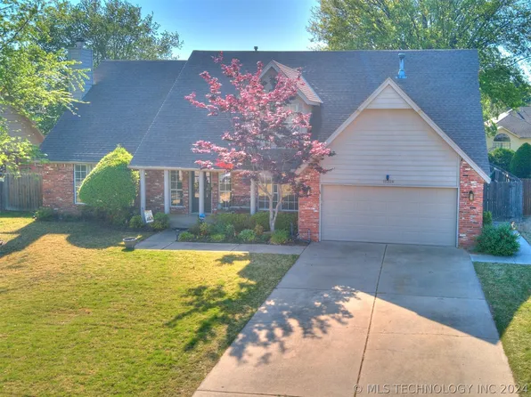 11226 S Maplewood Ave, Tulsa, OK 74137