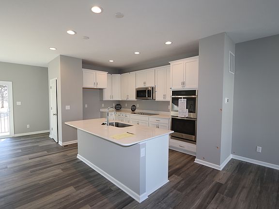 3rd image of 3131 W New York St