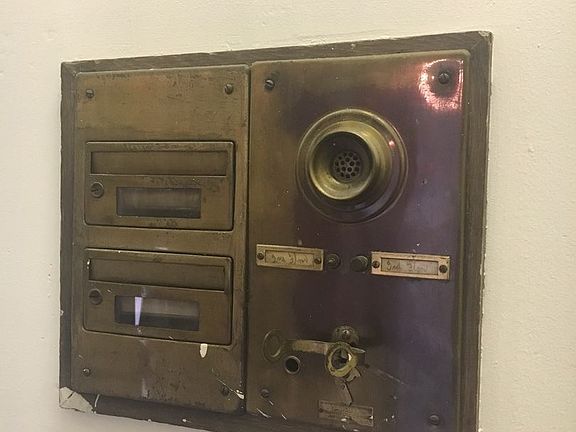 4th image of 2841 W Girard Ave