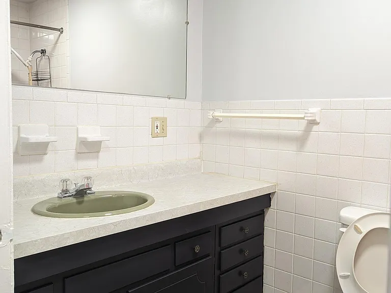 41 Chappell St #7 — Photo 6
