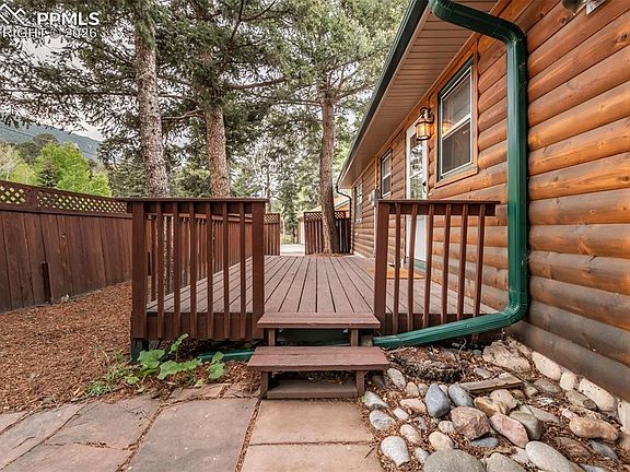 4th image of 8850 Chipita Park Rd