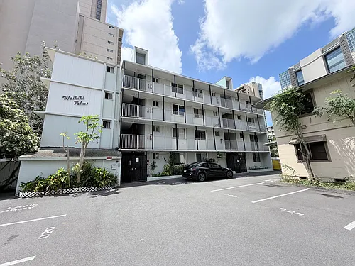 445 Kalaimoku St Photo 1
