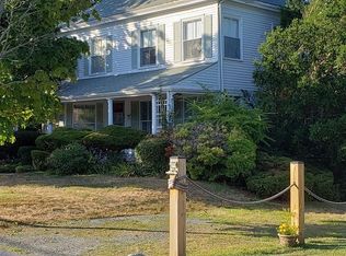 10 Central St, Nahant, MA 01908