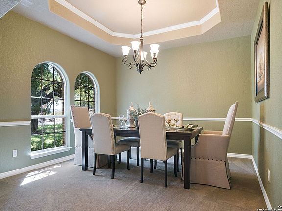 4th image of 3012 Comal Springs