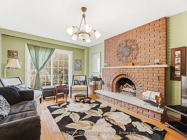 1511 Ifield Rd — Photo 18