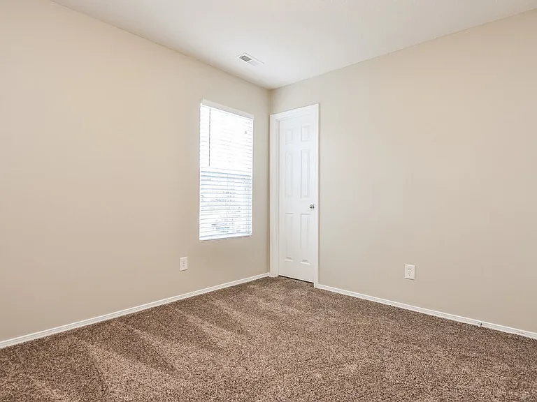 1020 Gelfield Rd — Photo 12