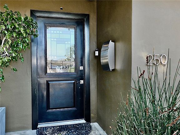 2nd image of 250 Bucknell Rd