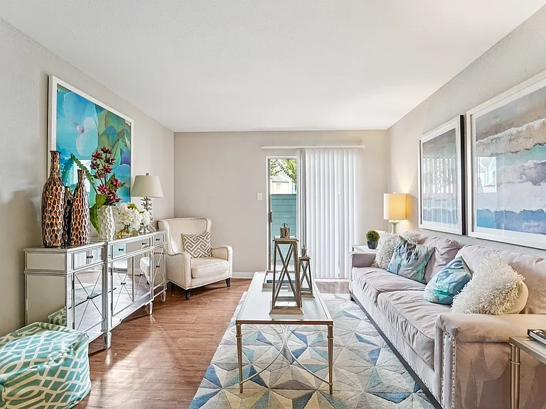 Waters at Westchase Apartments — Photo 13