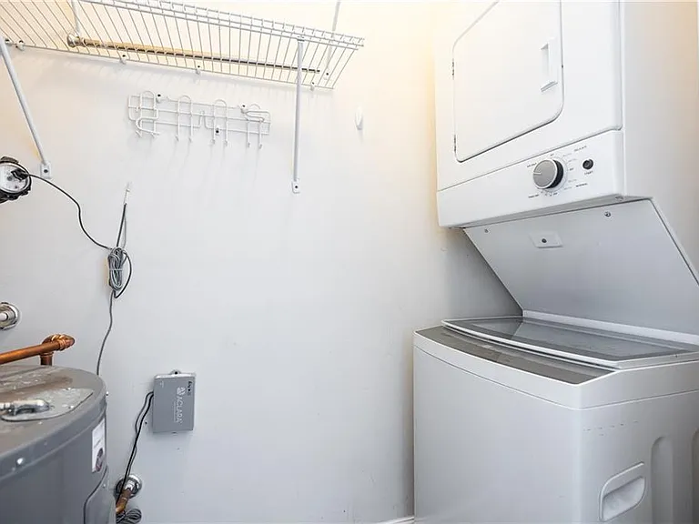 325 E Paces Ferry Rd NE #706 — Photo 21
