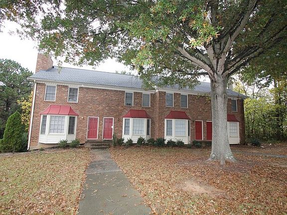 2nd image of 2282 Wexford Dr