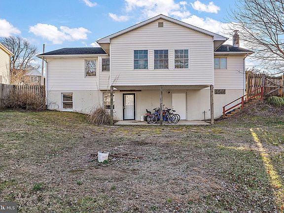 2nd image of 2509 Cedar Ave