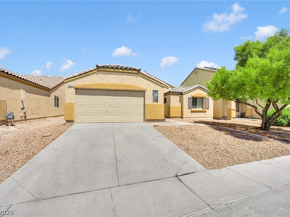 1112 Gary Carmena Ave